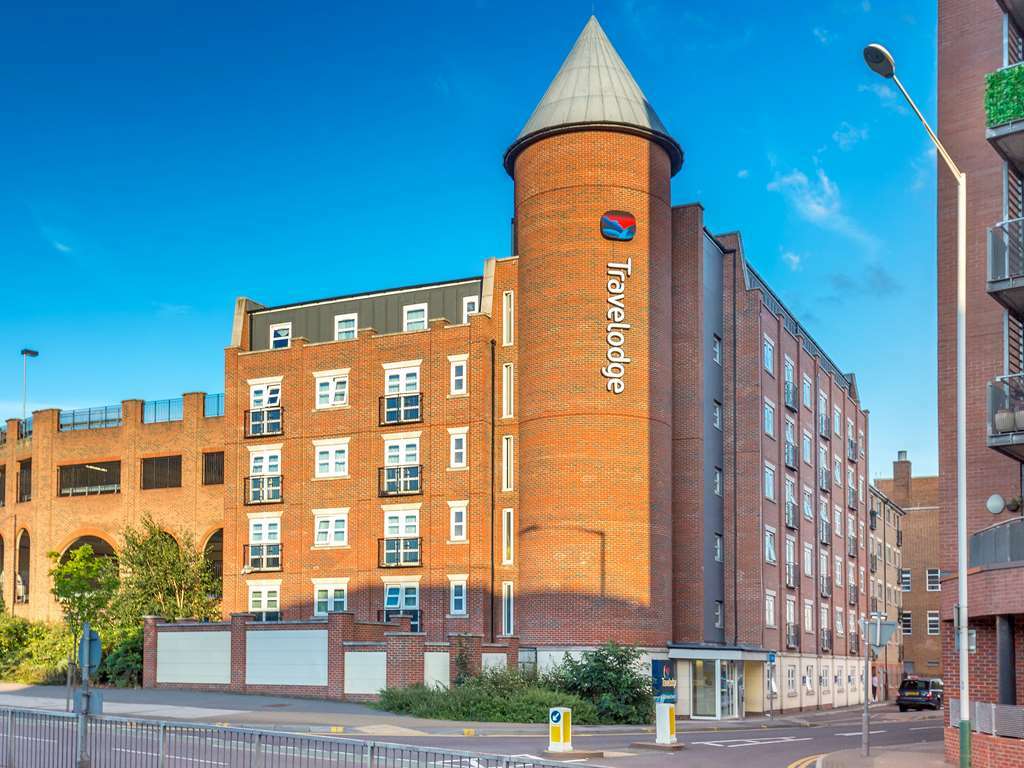 Travelodge London Romford Kültér fotó